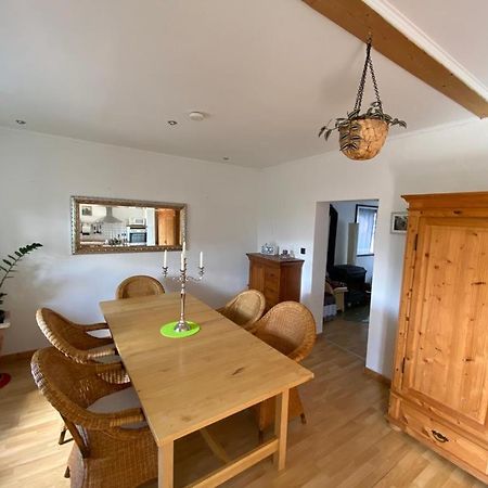 Ferienwohnung Am Theo Carlen Platz Ormesheim Bagian luar foto