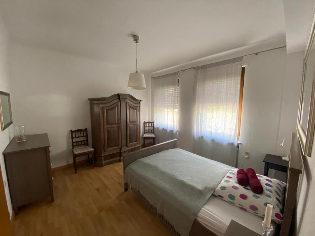 Ferienwohnung Am Theo Carlen Platz Ormesheim Bagian luar foto