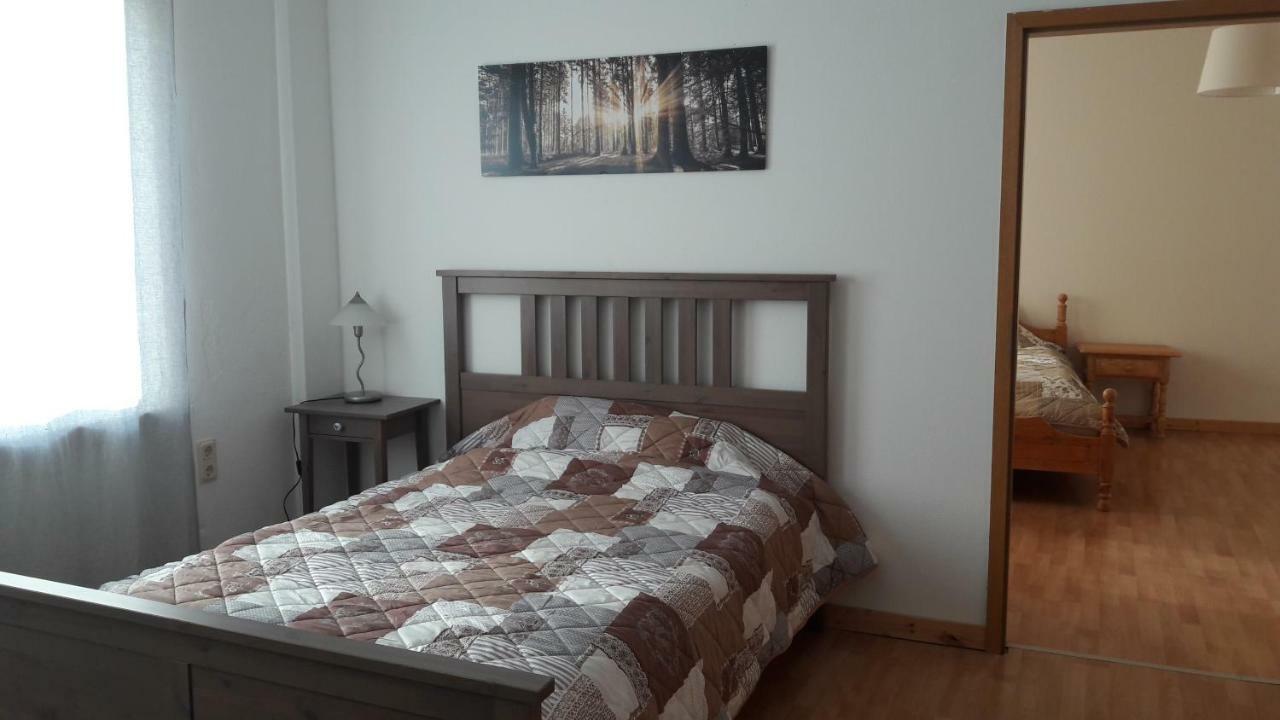 Ferienwohnung Am Theo Carlen Platz Ormesheim Bagian luar foto